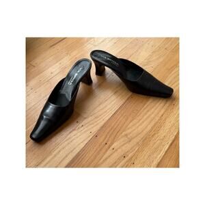 Via Spiga Women's Black Leather Pointed Toe Mules Size 7.5 M Career Classic